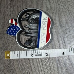 New York Apple-Shaped Souvenir Magnet